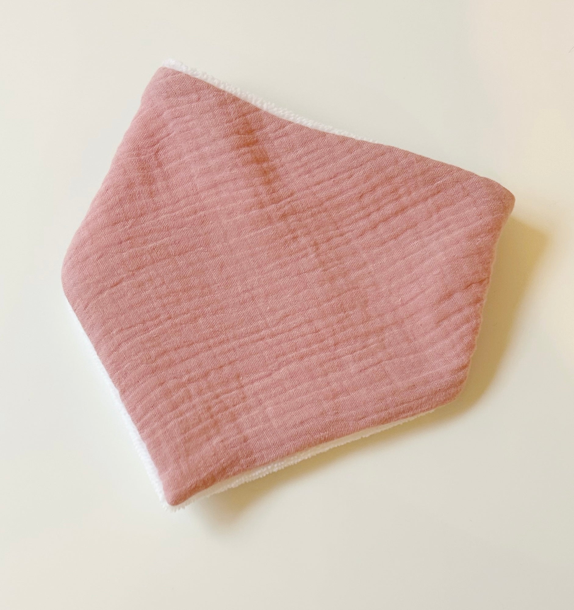 Bavoirs personnalisés motifs et couleur au choix