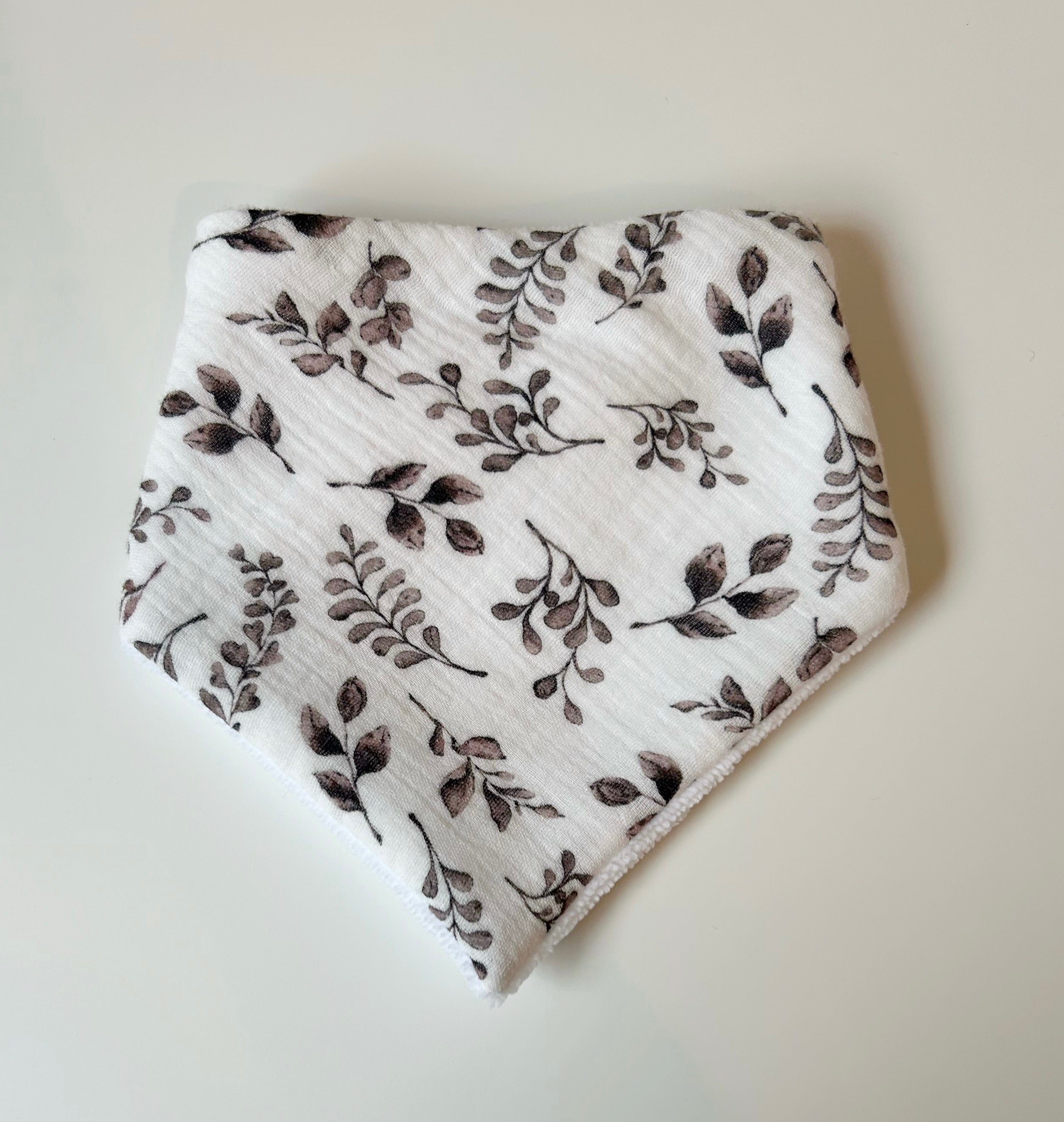 Bavoirs personnalisés motifs et couleur au choix