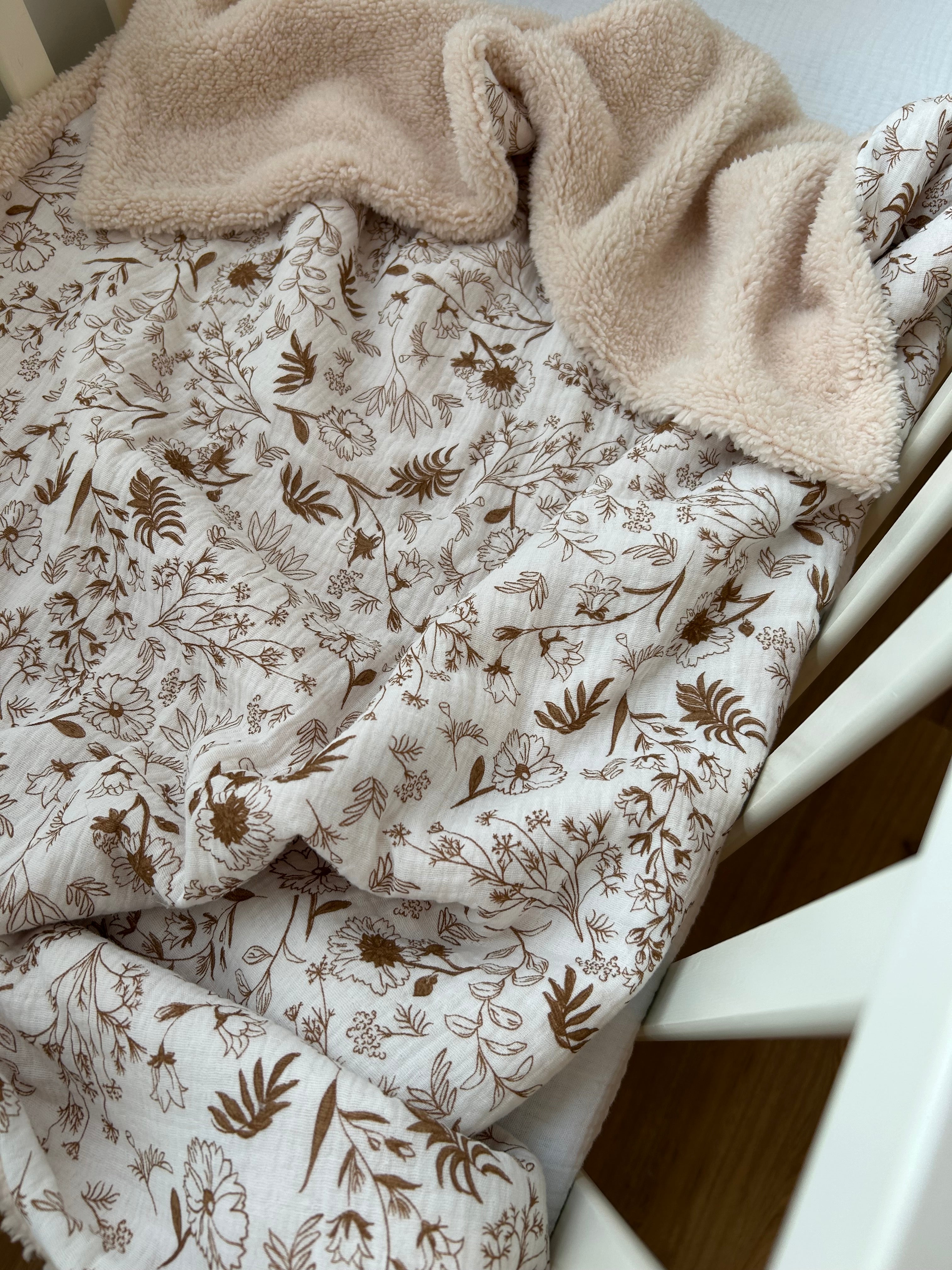 Couvertures naissance personnalisées gaze de coton à Motif au choix