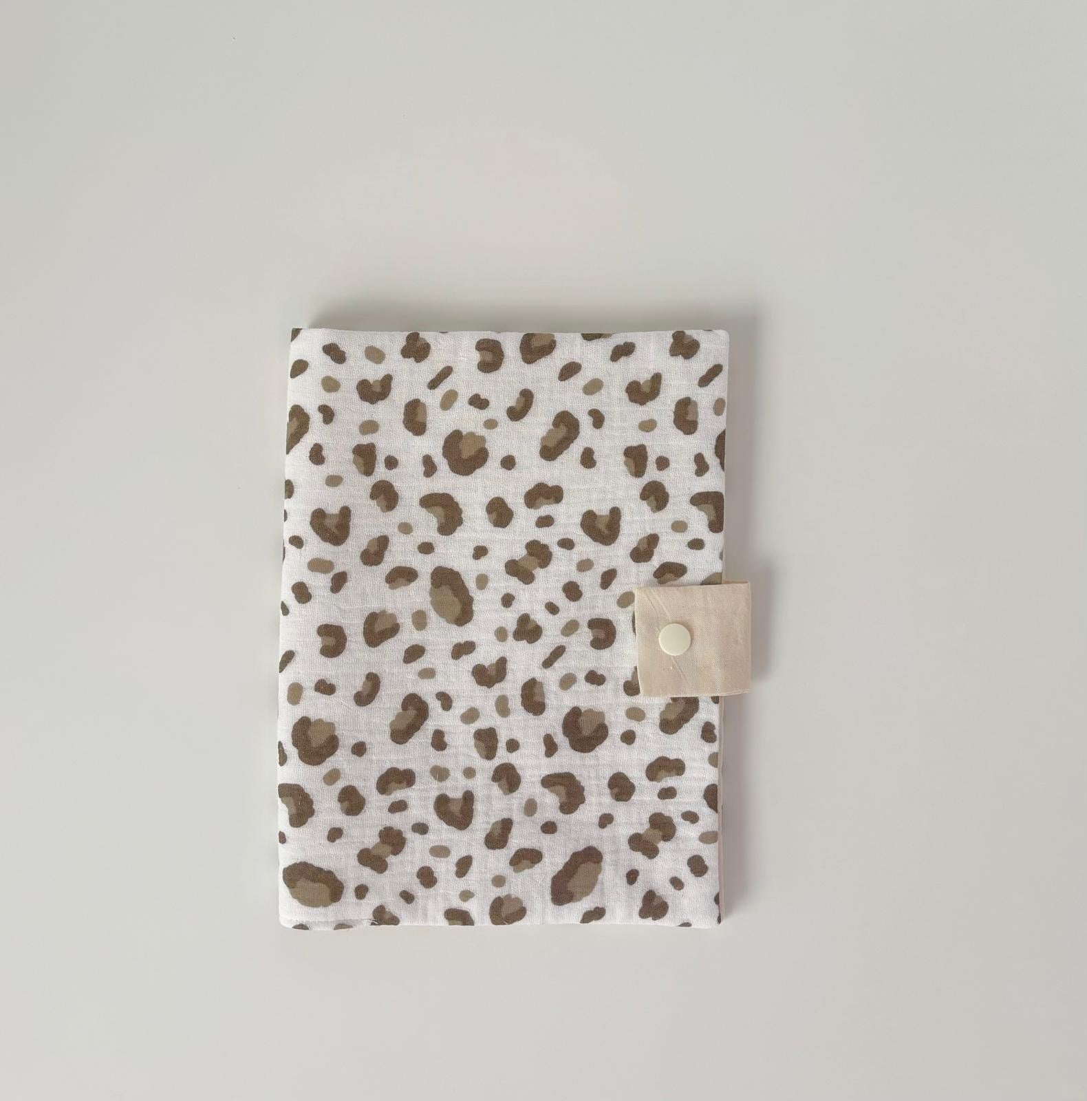 Protège carnet de santé personnalisé Petit Fauve