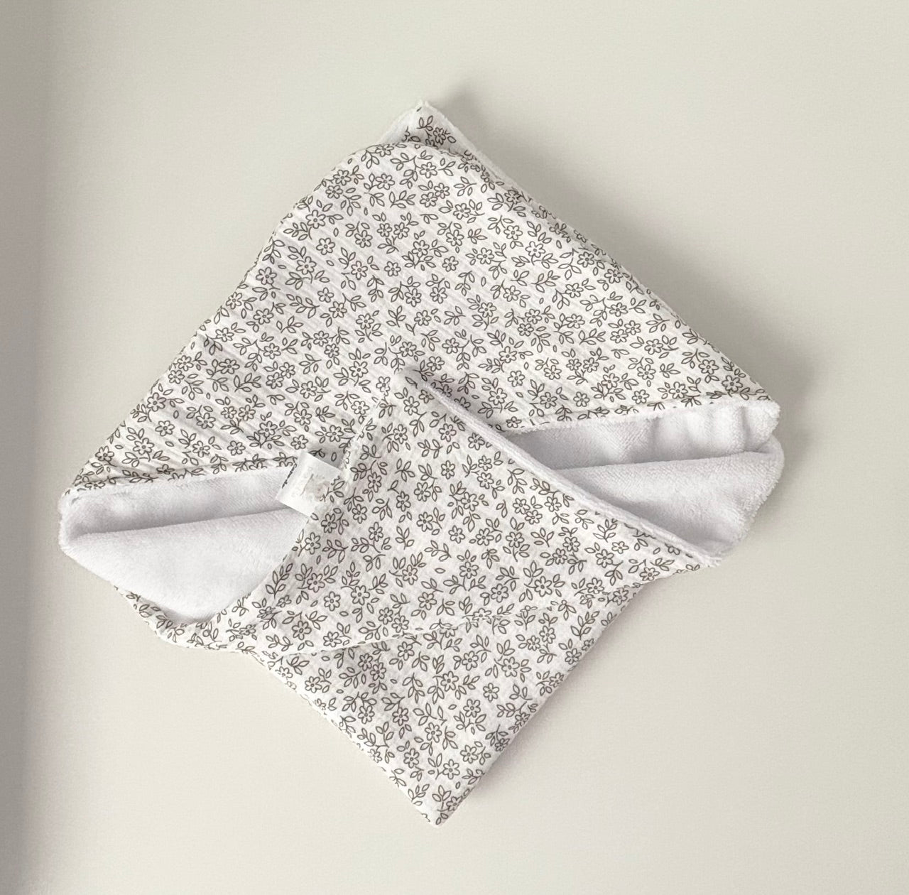 Cape de bain personnalisée Petite Fleur