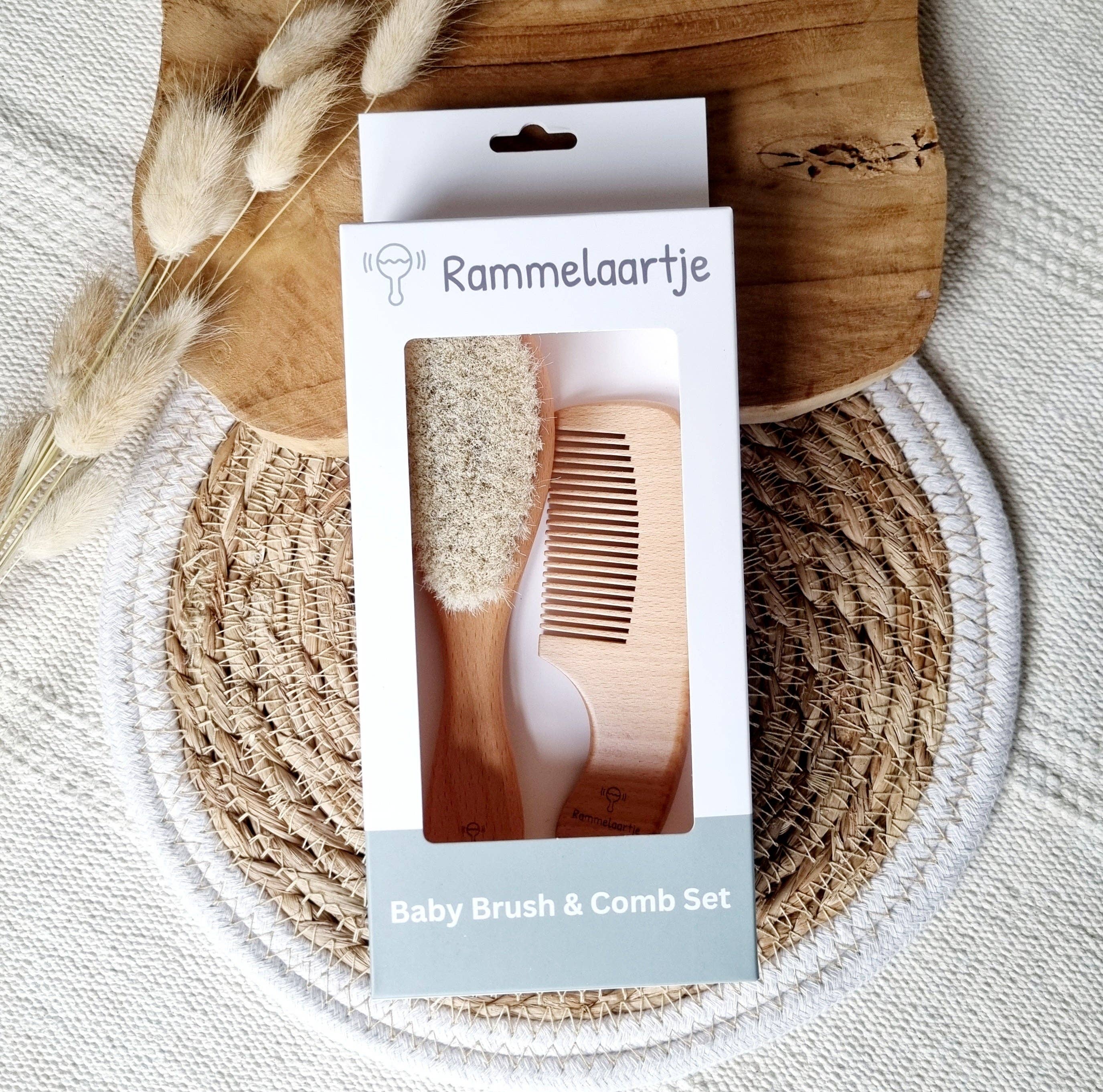Brosse et peigne en bois pour bébé
