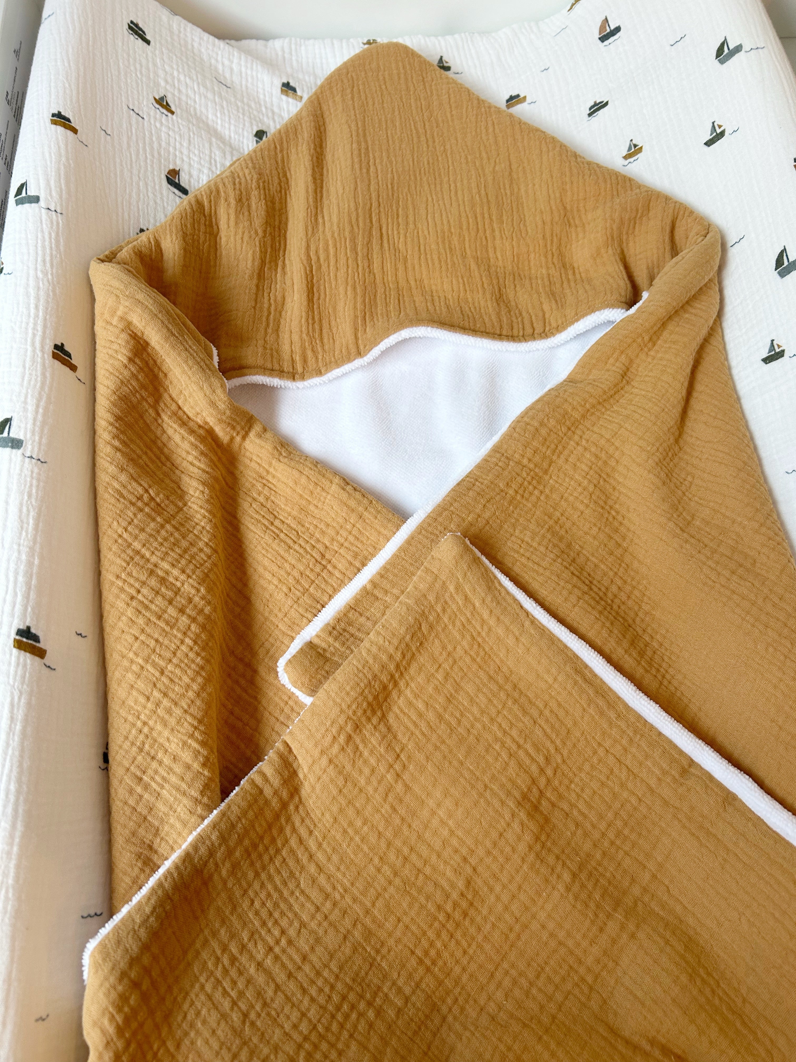 Capes de bain 100 /100 cm couleurs et motifs au choix