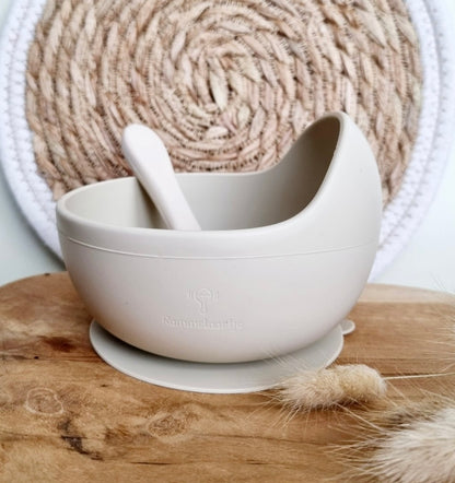 Bol couleur Sable en silicone alimentaire avec ventouse et cuillère
