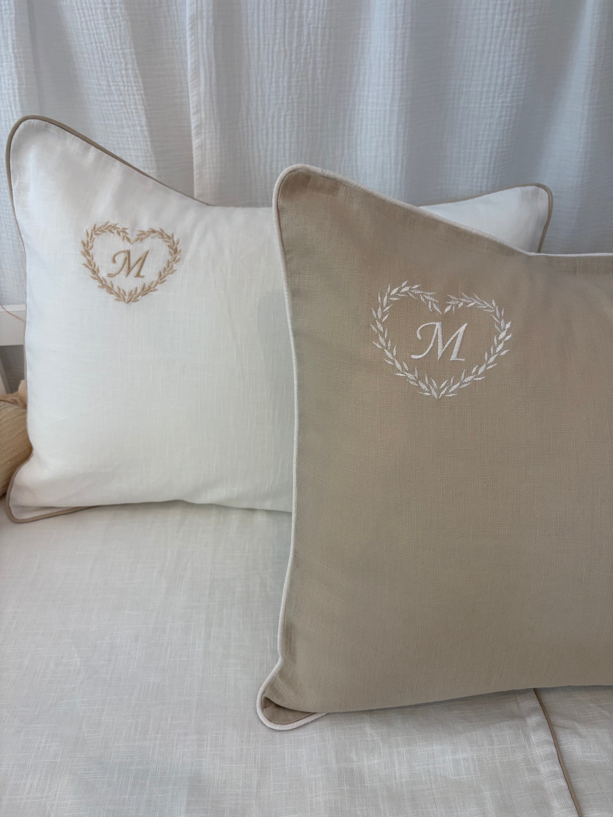 Drap plat brodé personnalisable + taie assortie – Lin & coton