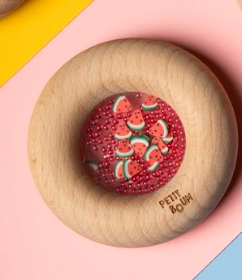 Hochet sensoriel en bois – Donut Petit Boum